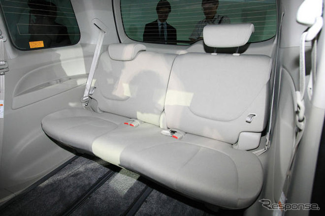 【D視点】花電車?…マツダ ビアンテ 新型