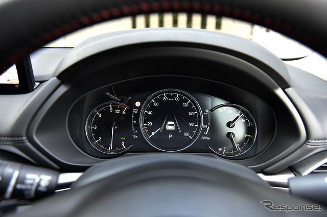 マツダ CX-5 改良新型(ブラックトーンエディション)
