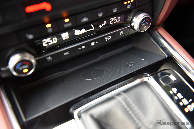 マツダ CX-8 改良新型(エクスクルーシブモード)