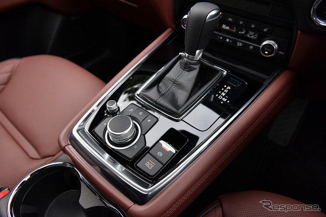 マツダ CX-8 改良新型(エクスクルーシブモード)