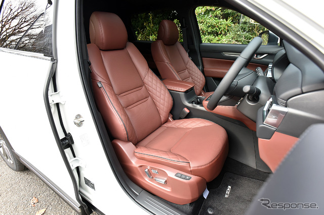 マツダ CX-8 改良新型(エクスクルーシブモード)