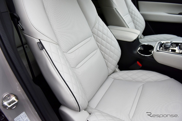 マツダ CX-8 改良新型(エクスクルーシブモード)