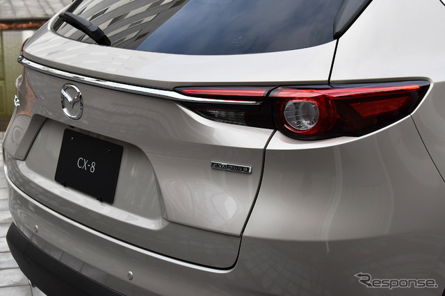 マツダ CX-8 改良新型(エクスクルーシブモード)
