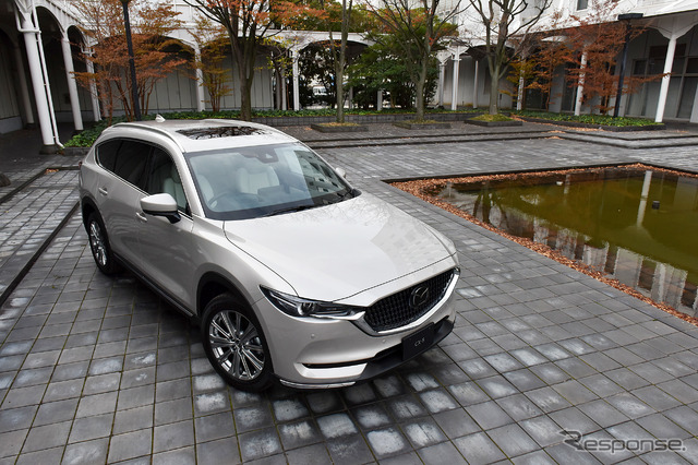 マツダ CX-8 改良新型(エクスクルーシブモード)