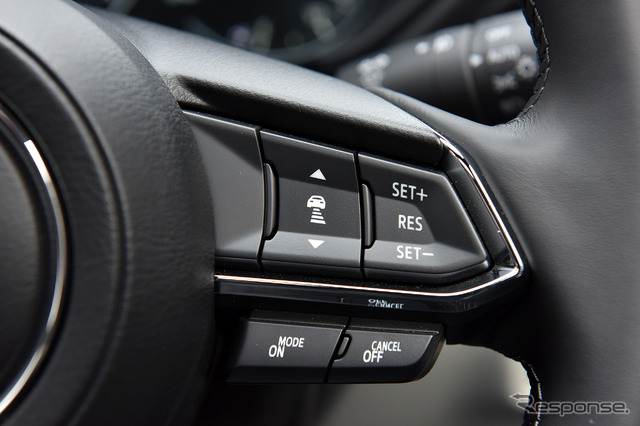 マツダ CX-8 改良新型(エクスクルーシブモード)