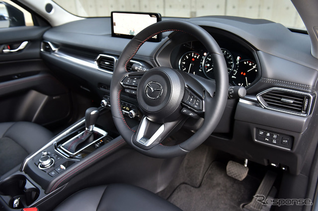 マツダ CX-5(ブラックトーンエディション)