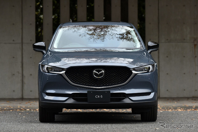 マツダ CX-5(ブラックトーンエディション)