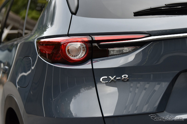 マツダ CX-8(ブラックトーンエディション)
