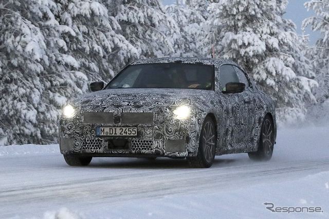 BMW 2シリーズクーペ 次期型(スクープ写真)