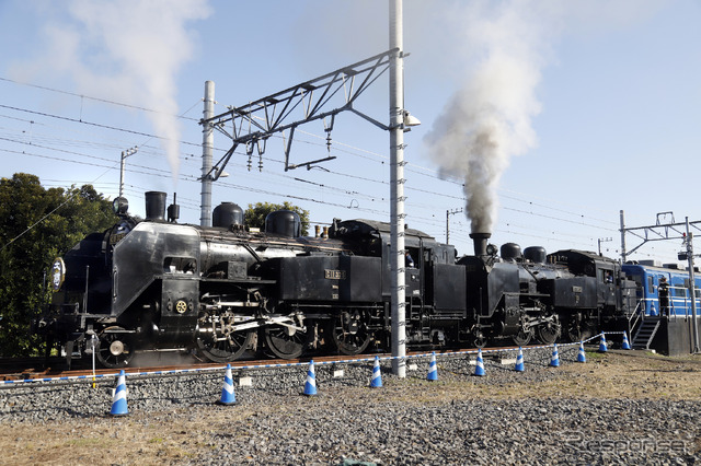 東武C11 325+C11 207重連