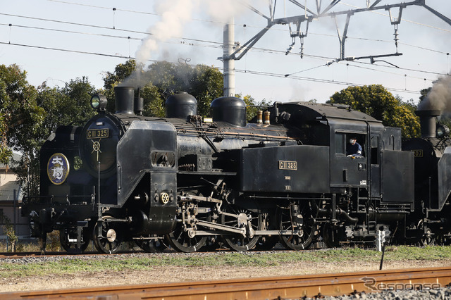 東武C11 325+C11 207重連