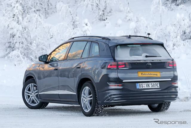 VW ID.6 市販型プロトタイプ(スクープ写真)