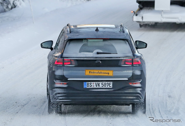 VW ID.6 市販型プロトタイプ(スクープ写真)