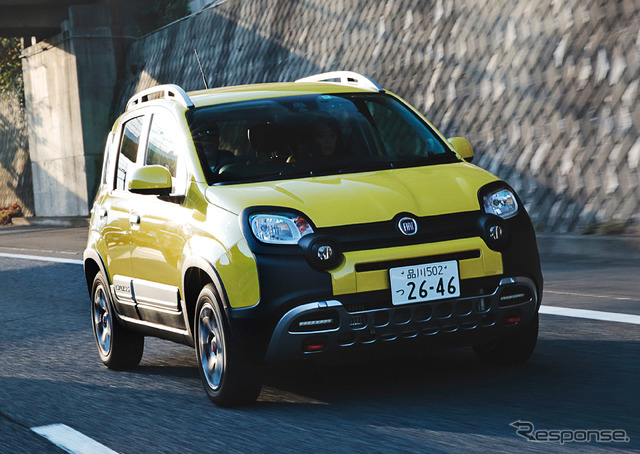 FIAT Panda Cross 4×4（フィアット パンダ クロス フォーバイフォー）