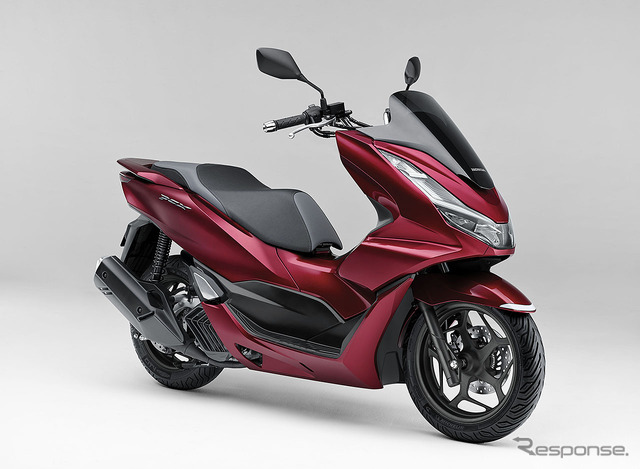 ホンダ PCX(キャンディラスターレッド)