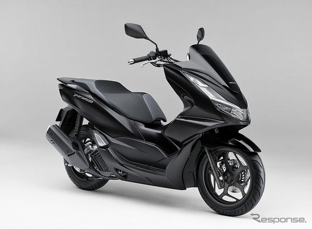 ホンダ PCX160（ポセイドンブラックメタリック）