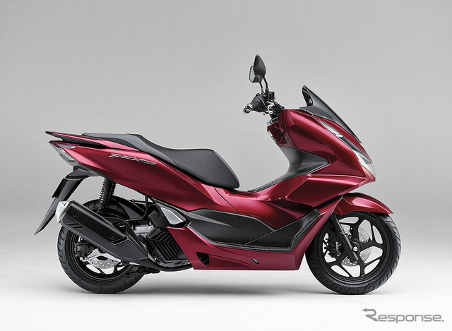 ホンダ PCX160（キャンディラスターレッド）