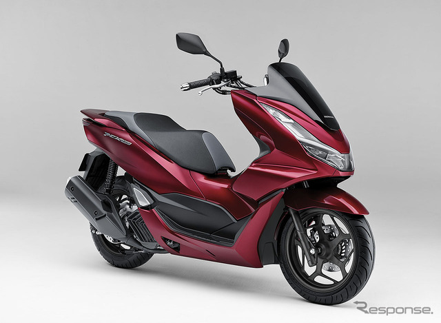 ホンダ PCX160（キャンディラスターレッド）