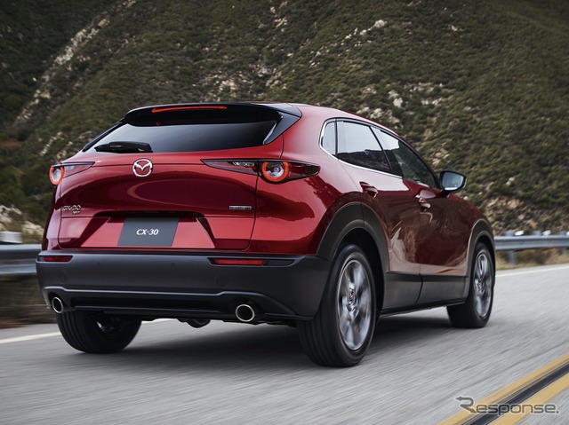 マツダCX-30、SKYACTIV-X搭載