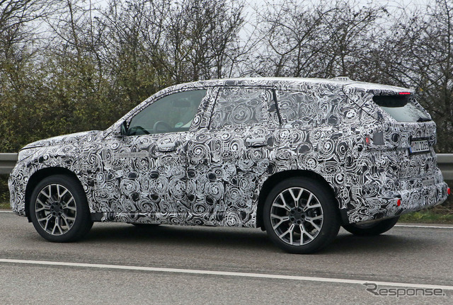 BMW X1 PHEV 次期型プロトタイプ(スクープ写真)