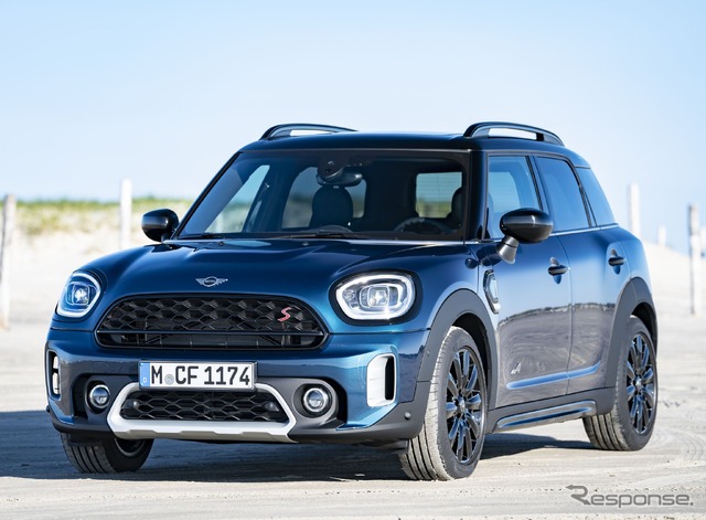 MINI カントリーマン(クロスオーバー)の「ボードウォーク」