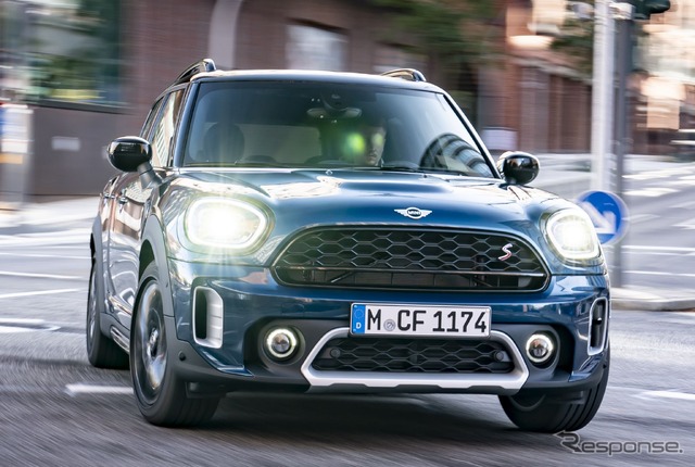 MINI カントリーマン(クロスオーバー)の「ボードウォーク」