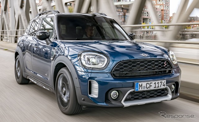 MINI カントリーマン(クロスオーバー)の「ボードウォーク」