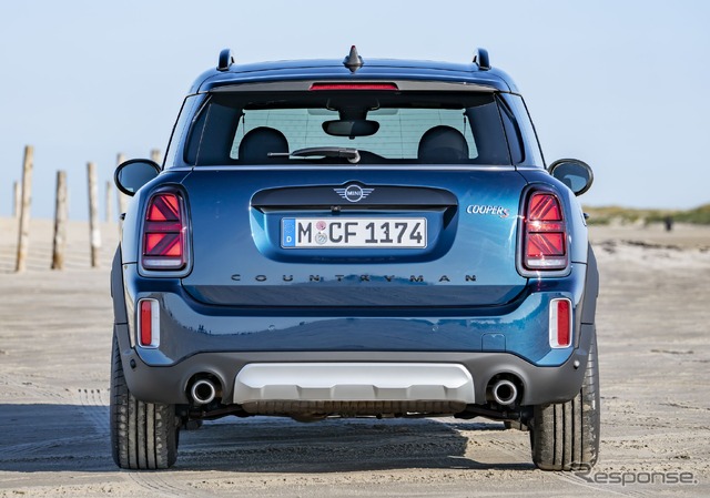MINI カントリーマン(クロスオーバー)の「ボードウォーク」