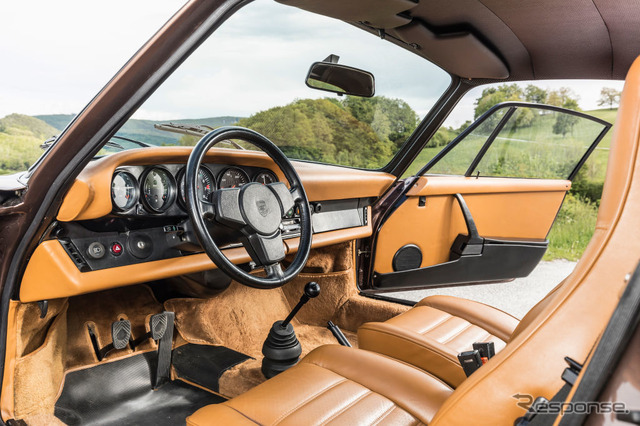 ポルシェ930ターボ(911ターボ)。写真は1975年型