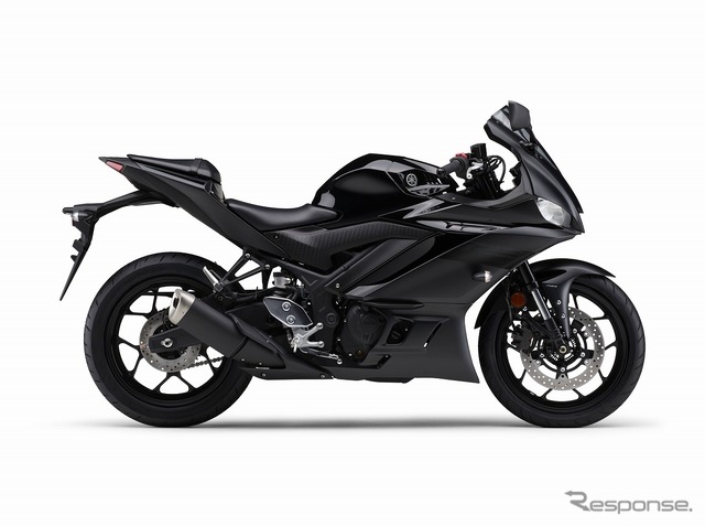 ヤマハ YZF-R3 ABS(マットダークグレーメタリック)