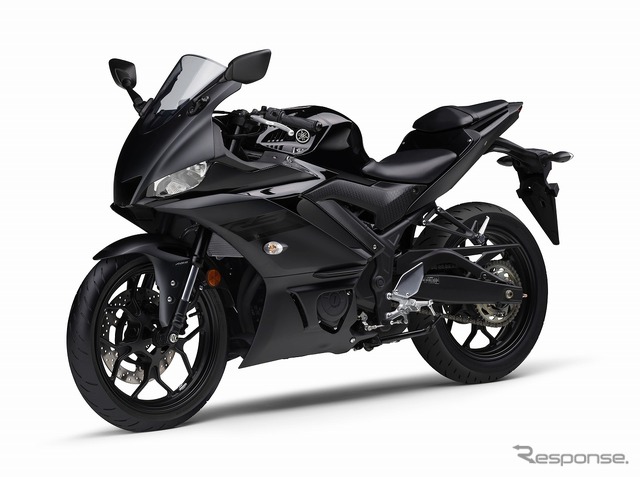 ヤマハ YZF-R3 ABS(マットダークグレーメタリック)