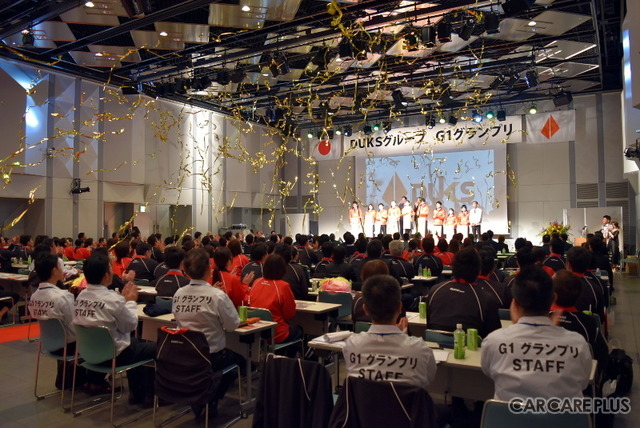 フロントガラスの “ ヒビ割れ放置 ” は絶対NG! 「技」を磨き続ける志高き専門店に愛車を預けたい