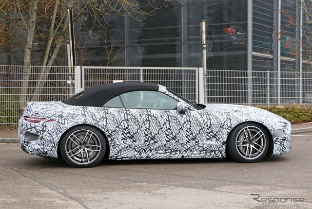 メルセデスAMG SLクラス 次期型プロトタイプ(スクープ写真)