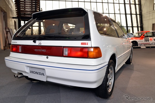 4代目シビックSi(1987年)