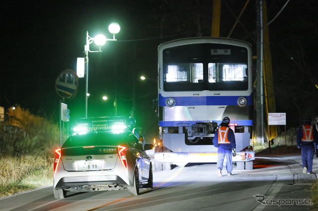 横瀬車両基地を出発