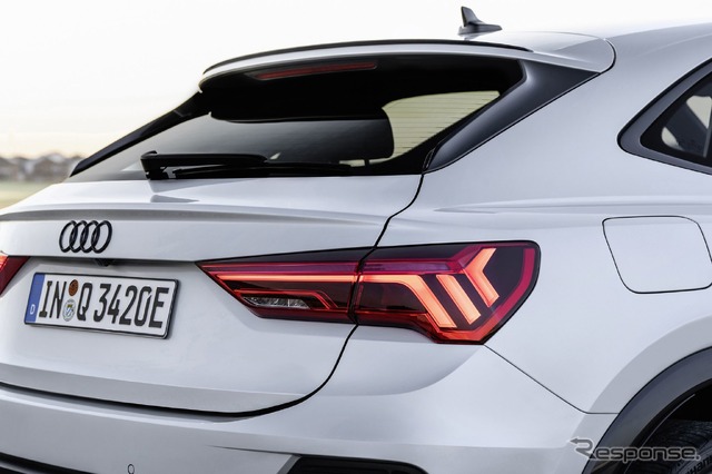 アウディ Q3 スポーツバック のPHV「45 TFSI e」