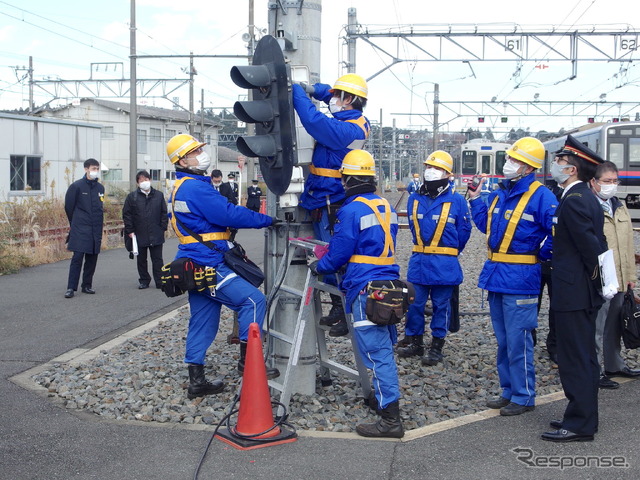 信号機の修理