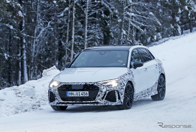 アウディ RS3スポーツバック 次期型プロトタイプ(スクープ写真)