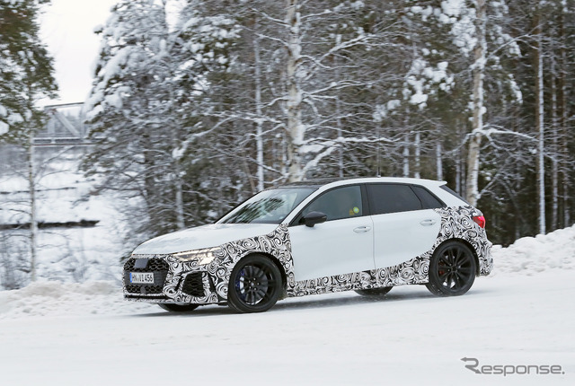 アウディ RS3スポーツバック 次期型プロトタイプ(スクープ写真)