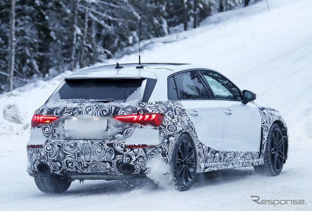 アウディ RS3スポーツバック 次期型プロトタイプ(スクープ写真)