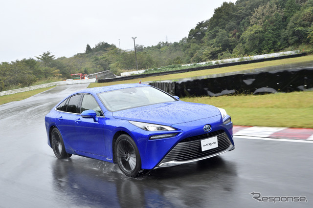 トヨタ MIRAI 新型