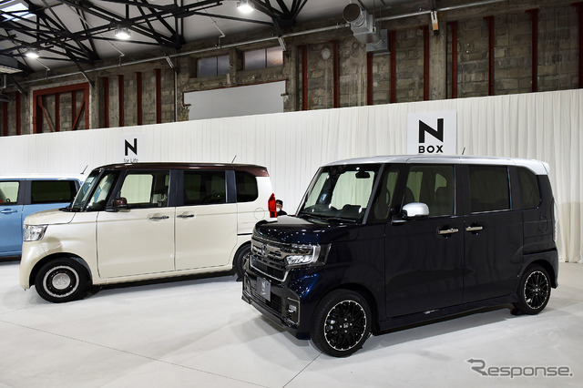 ホンダ N-BOX と N-BOX カスタム（改良新型）