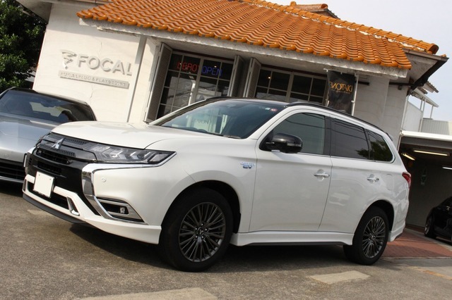 car audio newcomer！ MITSUBISHI OUTLANDER PHEV（オーナー：鞭 賢吉さん）　by　LEROY（ルロワ）　前編