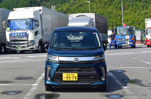 愛知県の道の駅筆柿の里幸田にて。