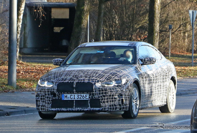 BMW i4M プロトタイプ(スクープ写真)