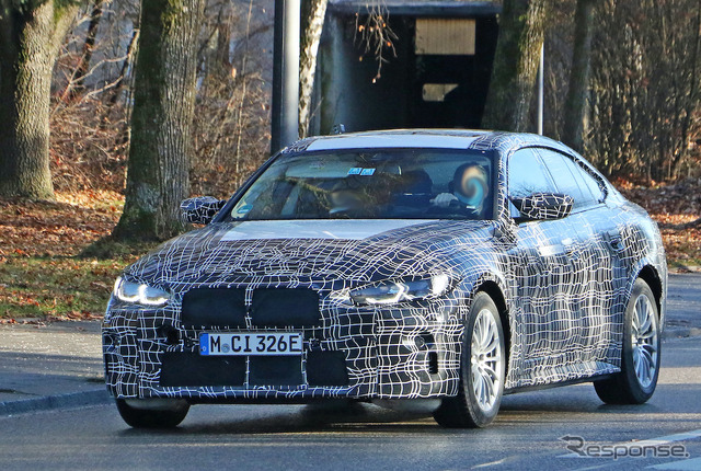 BMW i4M プロトタイプ(スクープ写真)