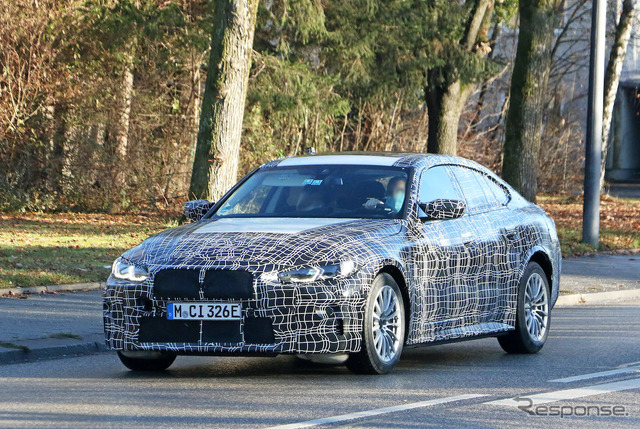 BMW i4M プロトタイプ(スクープ写真)
