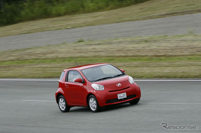 【トヨタ iQ プロト試乗】ミニマム乗用車、でも意外と普通?…石川芳雄