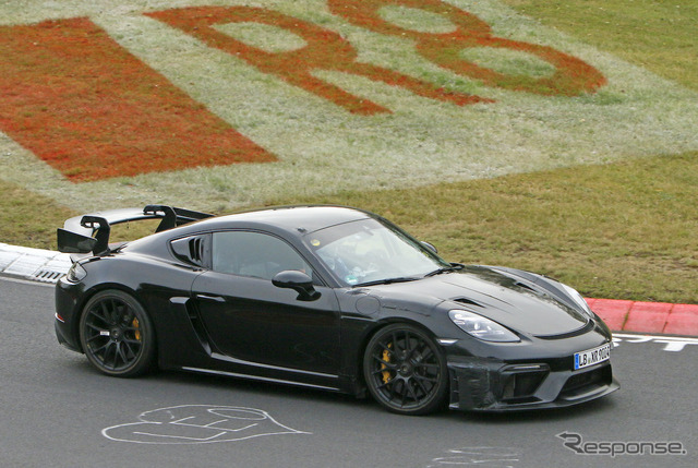 ポルシェ 718ケイマン GT4 RS プロトタイプ(スクープ写真)