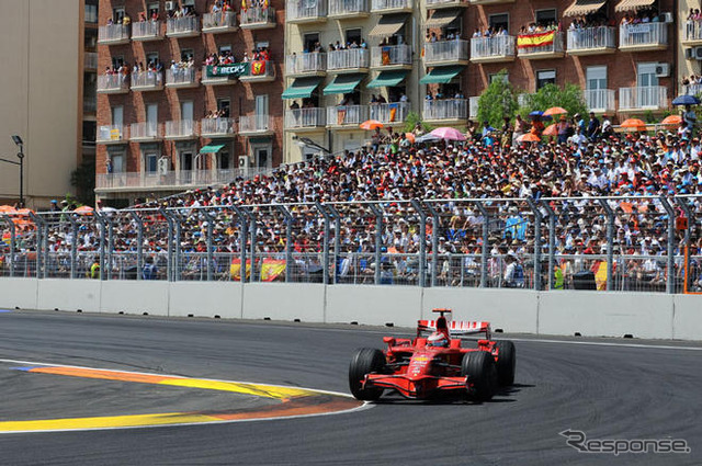 フェラーリ、エンジン不安でジョーカーを切る?